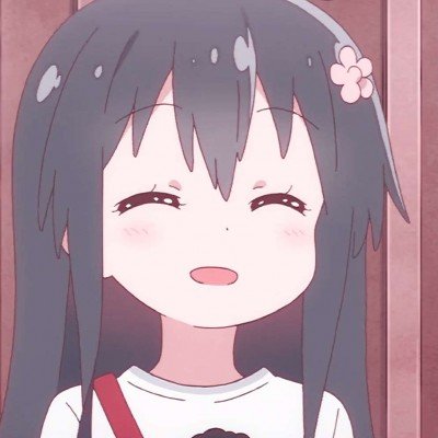 老人烧杨絮险些点着全村